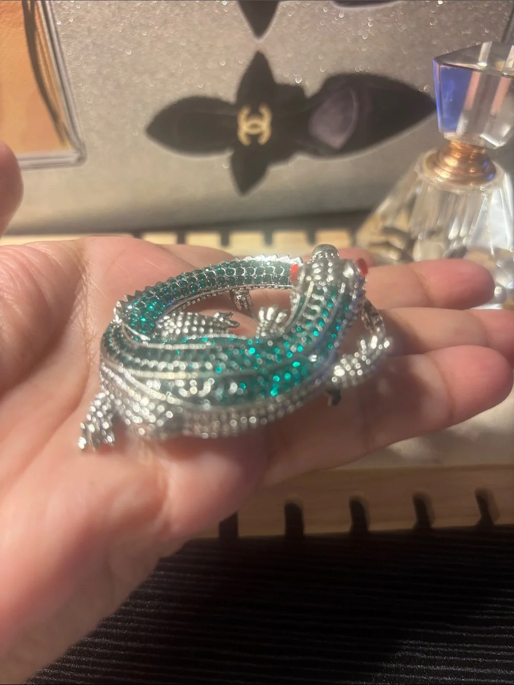 Decorative Silver-Tone Jeweled Lizard Accent - Green Crystal Detail